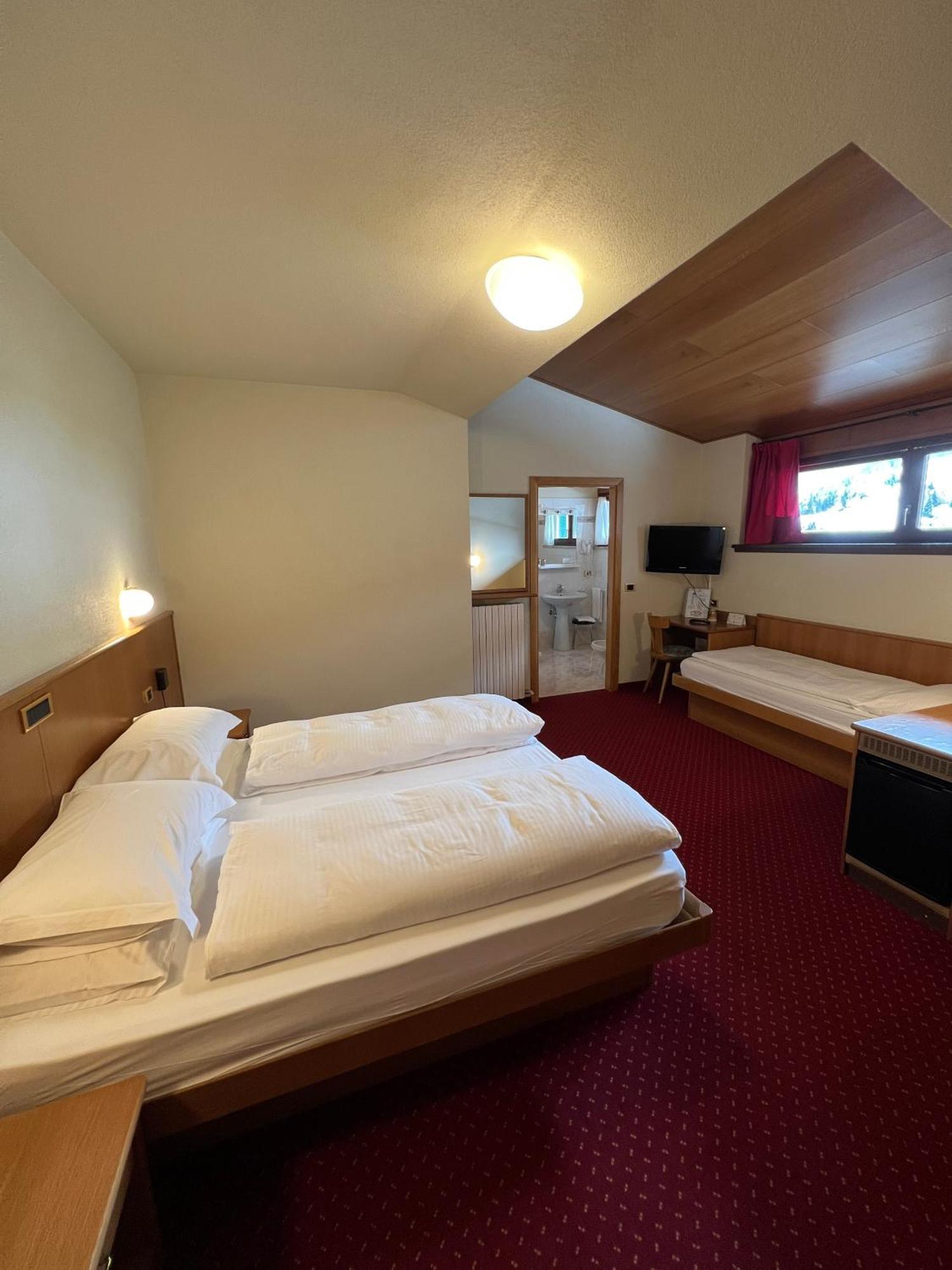 Hotel Miravalle Isolaccia Exteriér fotografie