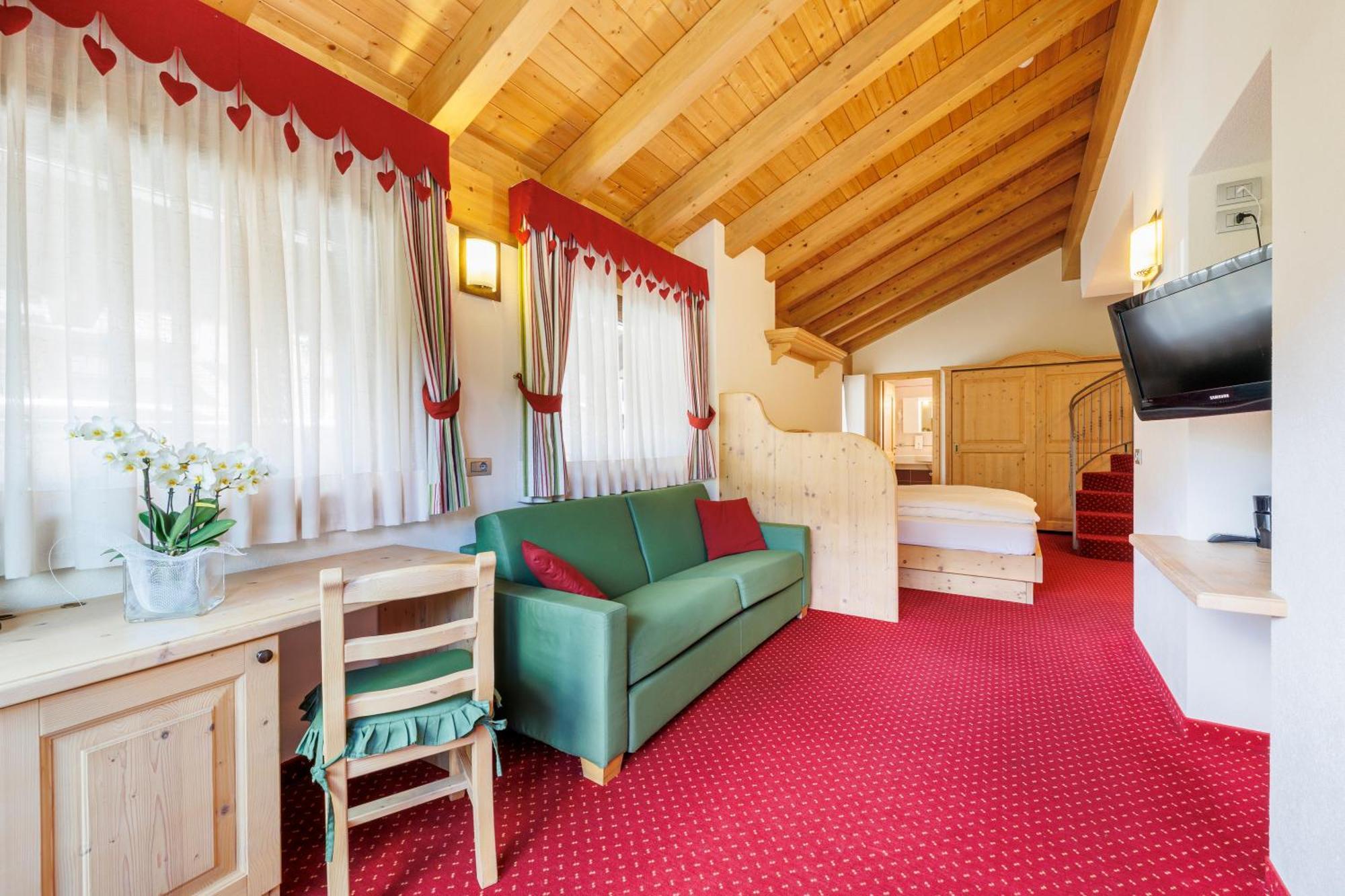 Hotel Miravalle Isolaccia Pokoj fotografie